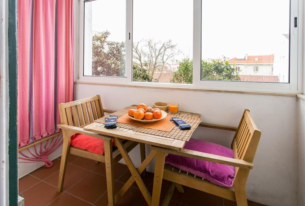 Principe Real Cool And Artistic 3 Bedrooms Flat! Lisbon Luaran gambar