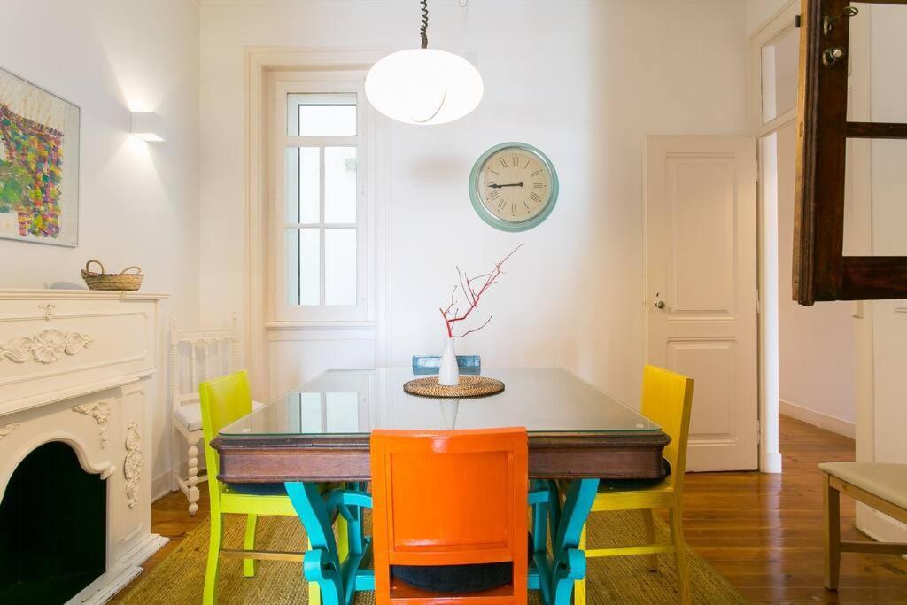 Principe Real Cool And Artistic 3 Bedrooms Flat! Lisbon Luaran gambar