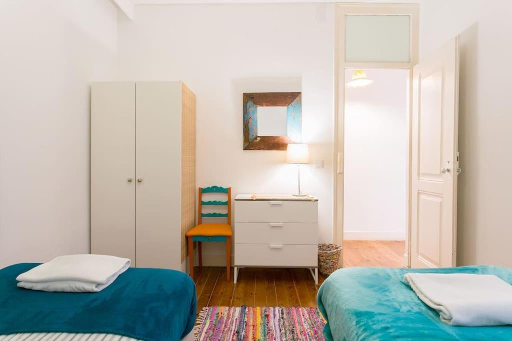 Principe Real Cool And Artistic 3 Bedrooms Flat! Lisbon Luaran gambar